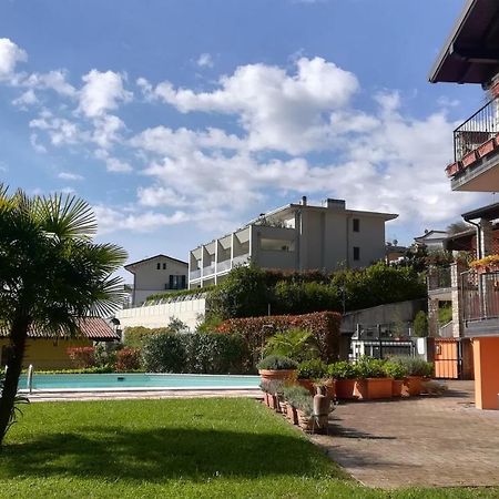 Relax vista lago Villanuova sul clisi Exterior foto